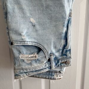 Abercrombie & Fitch Light Blue High-Rise Mom Jeans Distressed